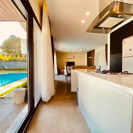 Oasis Villalari 4 * Kusadasi