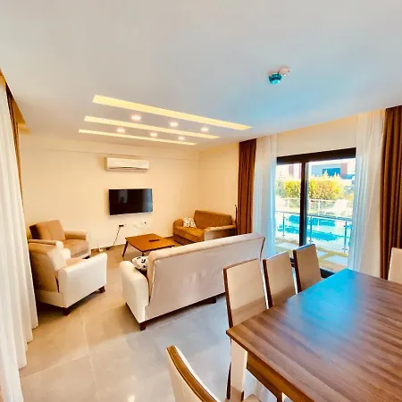 Villa Oasis Villalari 4 *
