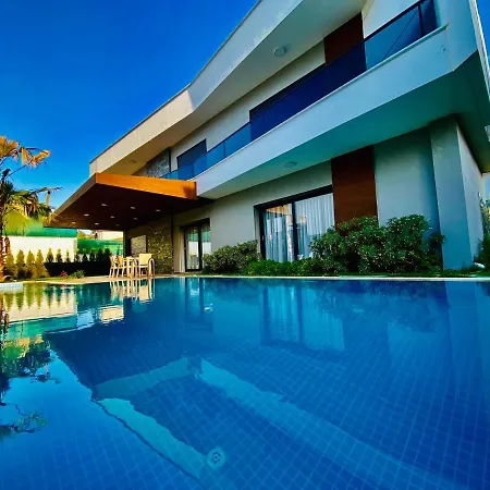 Villa Oasis Villalari 4 *